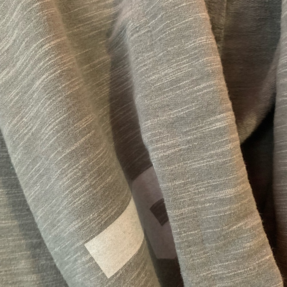 PINK Victoria secret, size small, grey hoodie. - Picture 6 of 6